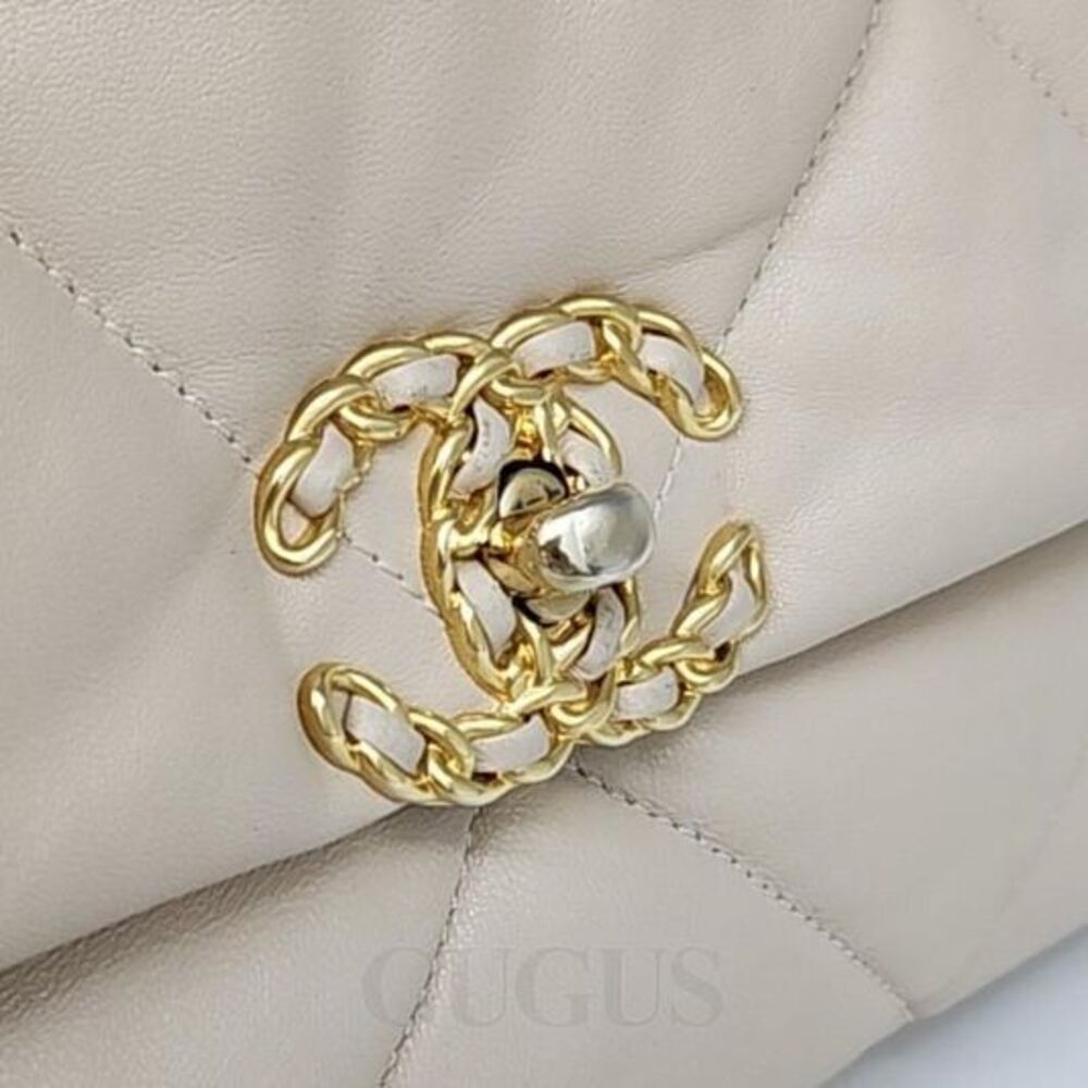 Chanel 19 Flap Bag Large - Picture 4 of 6